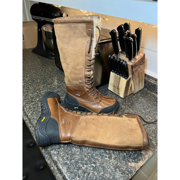 UGG Adirondack Tall Chestnut Leather Suede Boots - Picture 12 of 12